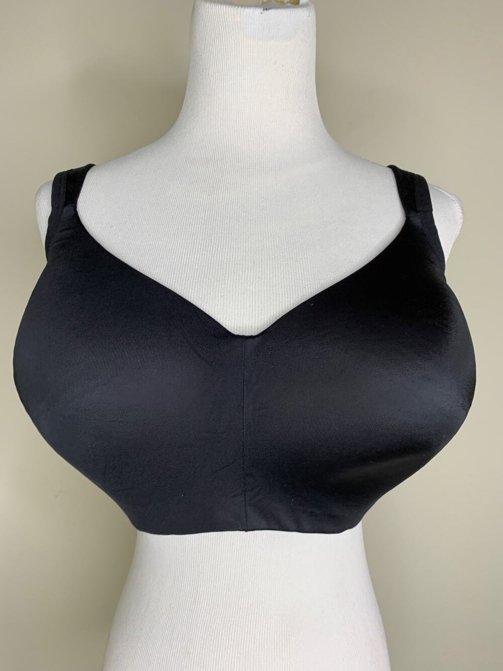 Cacique Black Satin No Wire Bra Sz 46C Lined